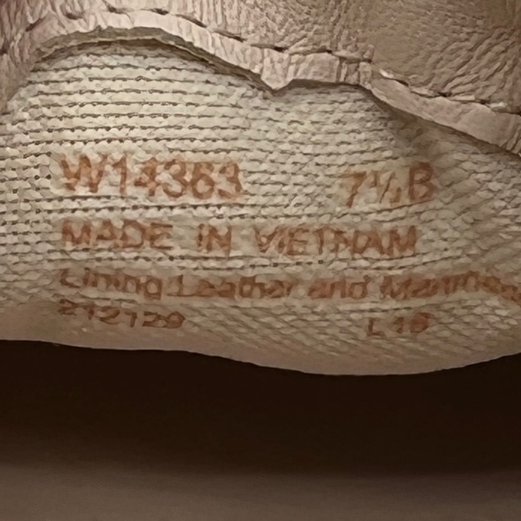 Cole Haan Pink Grand Pro Spectator Loafers Size 7 1/2 Women's - Picture 2 of 8